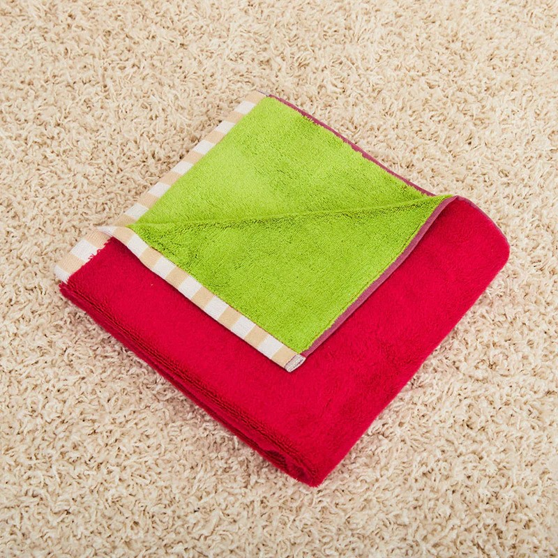 Dusen Dusen Magenta Green Bath Towel Review