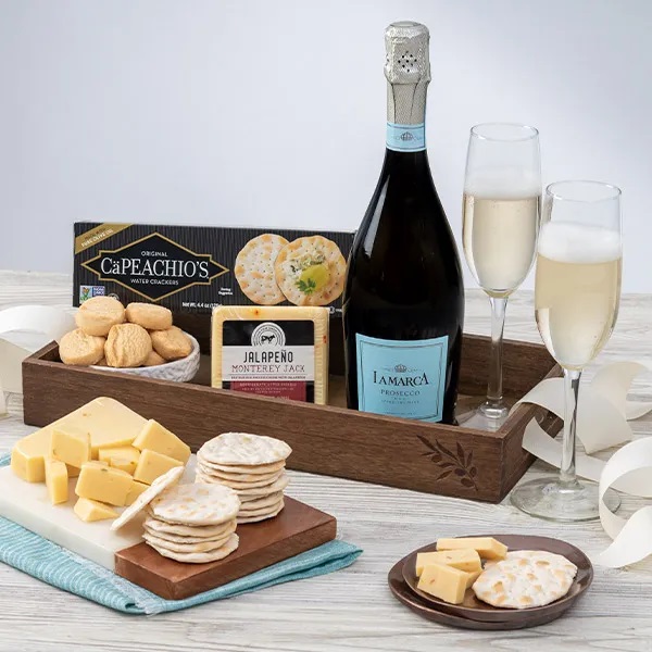 Gourmet Gift Baskets Classic Champagne Gift Basket Review