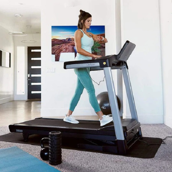 LifeSpan TR5500i Folding Treadmill Review