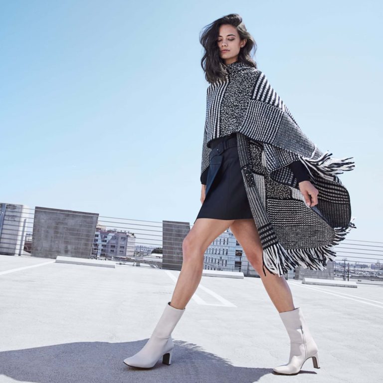 naturalizer shoes locations