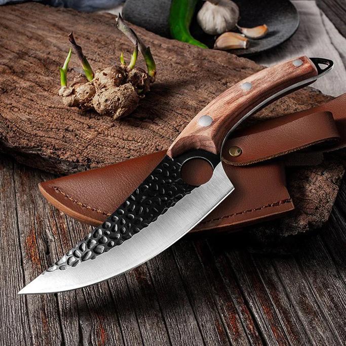 Huusk Knives Review 
