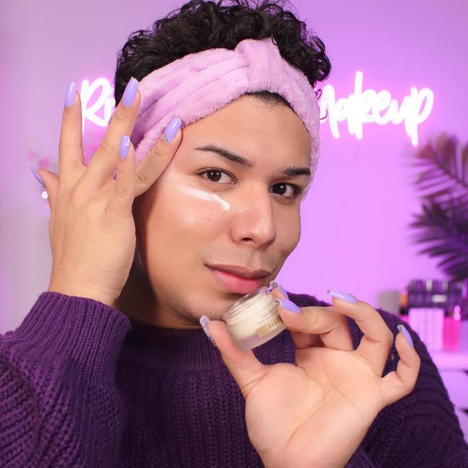 Ipsy vs Boxycharm Review