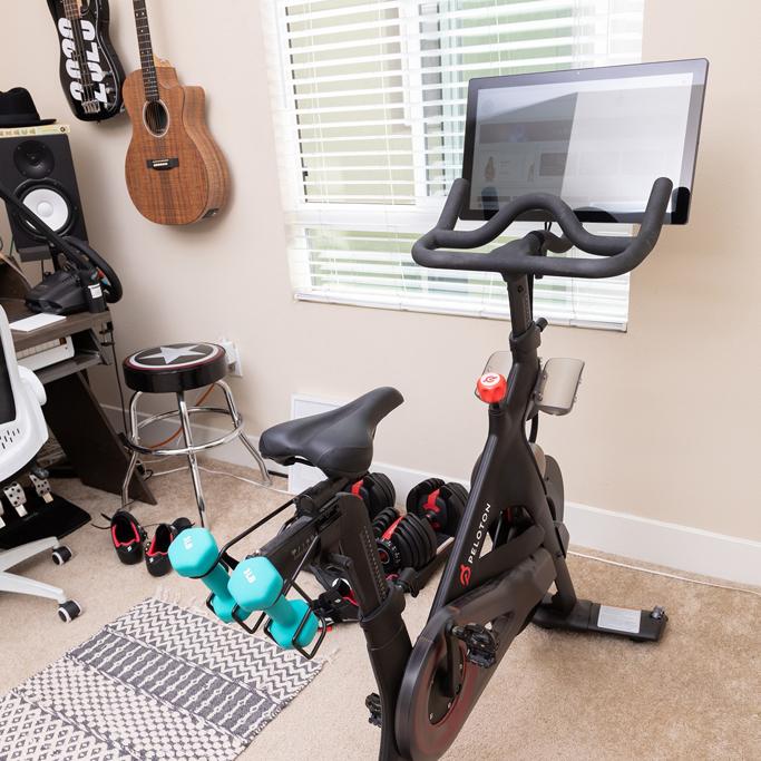 MYXfitness vs Peloton Review