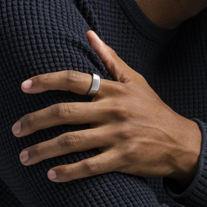 Oura Ring vs WHOOP Review
