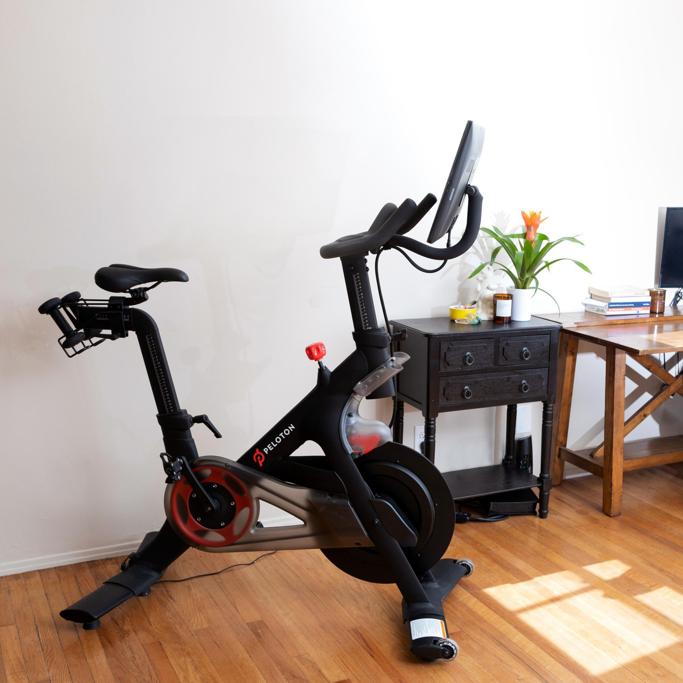 Peloton vs Beachbody Review