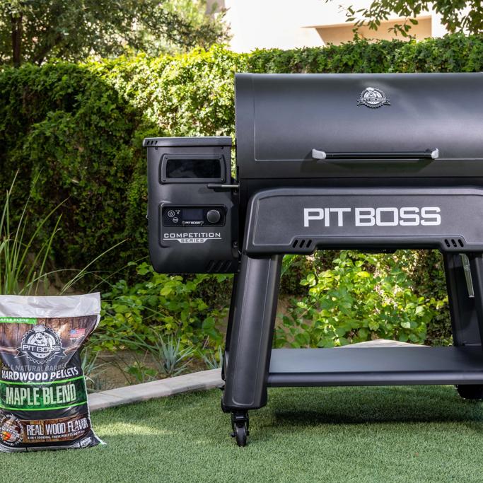 Pit Boss vs Traeger Review