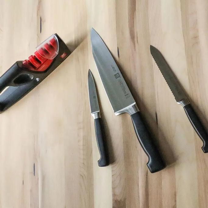 Zwilling Knife Sharpener Review