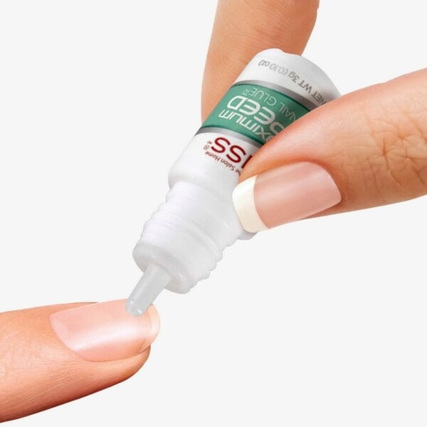 10 Best Nail Glue
