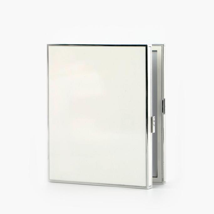 Seint Makeup Review 6 Seint Makeup IIID Eyeshadow Palette 20 Isle Review