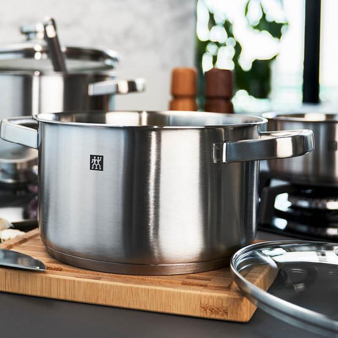 Zwilling Cookware Review