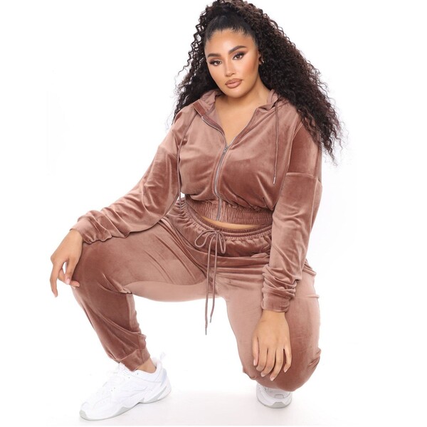 Belle Wholesale Plus Size Velvet Zip Up Crop Top & Pants Set Review