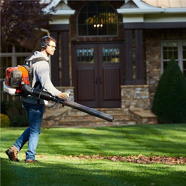 15 Best Leaf Blowers - Must Read This Before Buying