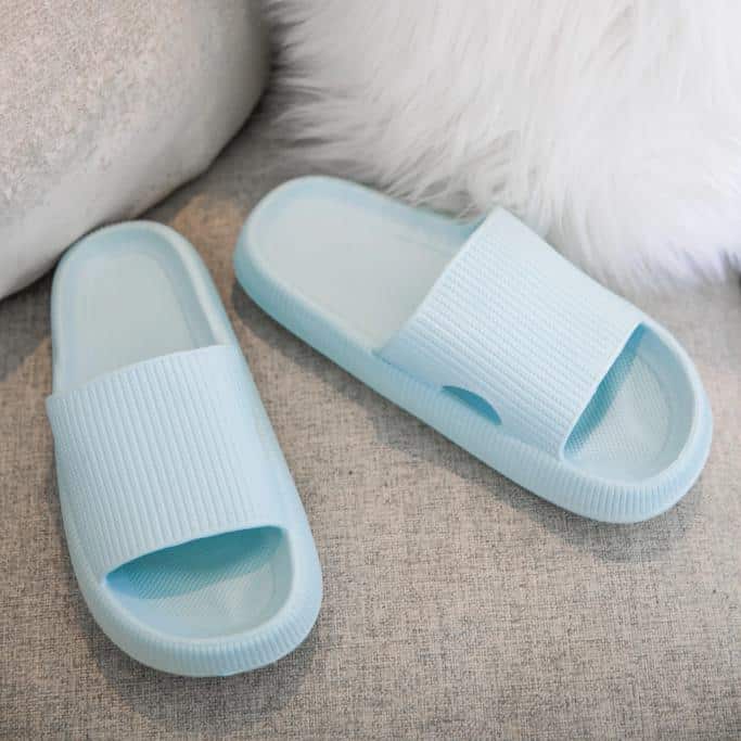 Pillow Slides Review - Feels Like Walking On Clouds • A Moment With Franca