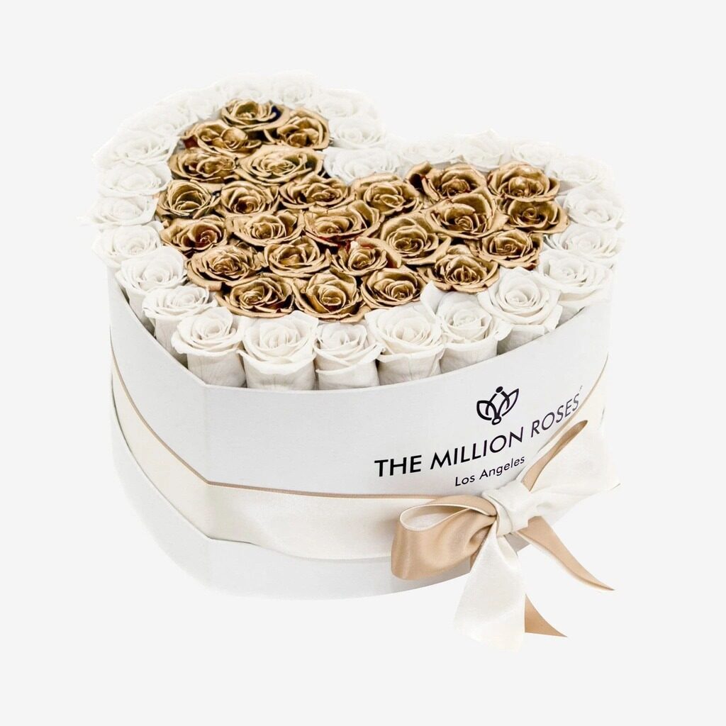 The Million Roses Heart White Box | White & Gold Roses Review