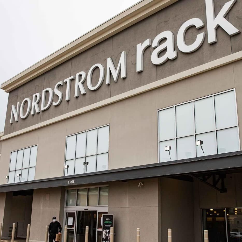 Stores Similar to Nordstrom Rack for Affordable Fashion Finds