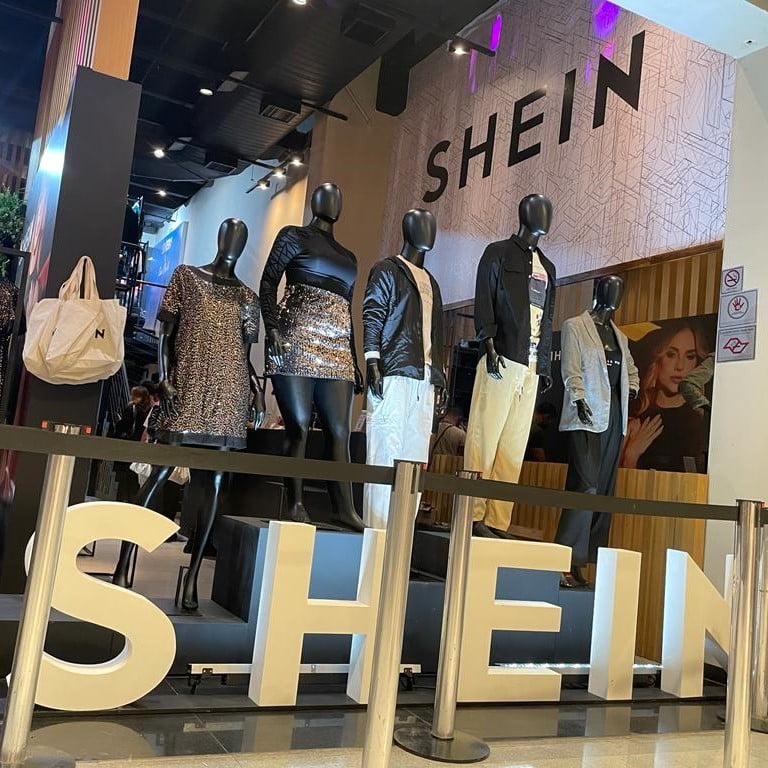 Affordable Stores Like Old Navy for Fashionable Clothing 13 Affordable Stores Like Old Navy for Fashionable Clothing