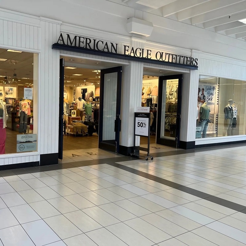 Stores Like American Eagle: Alternatives for Fashion-Forward Shoppers