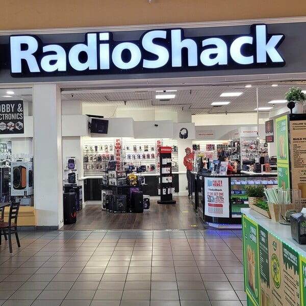 Stores Like Radio Shack 