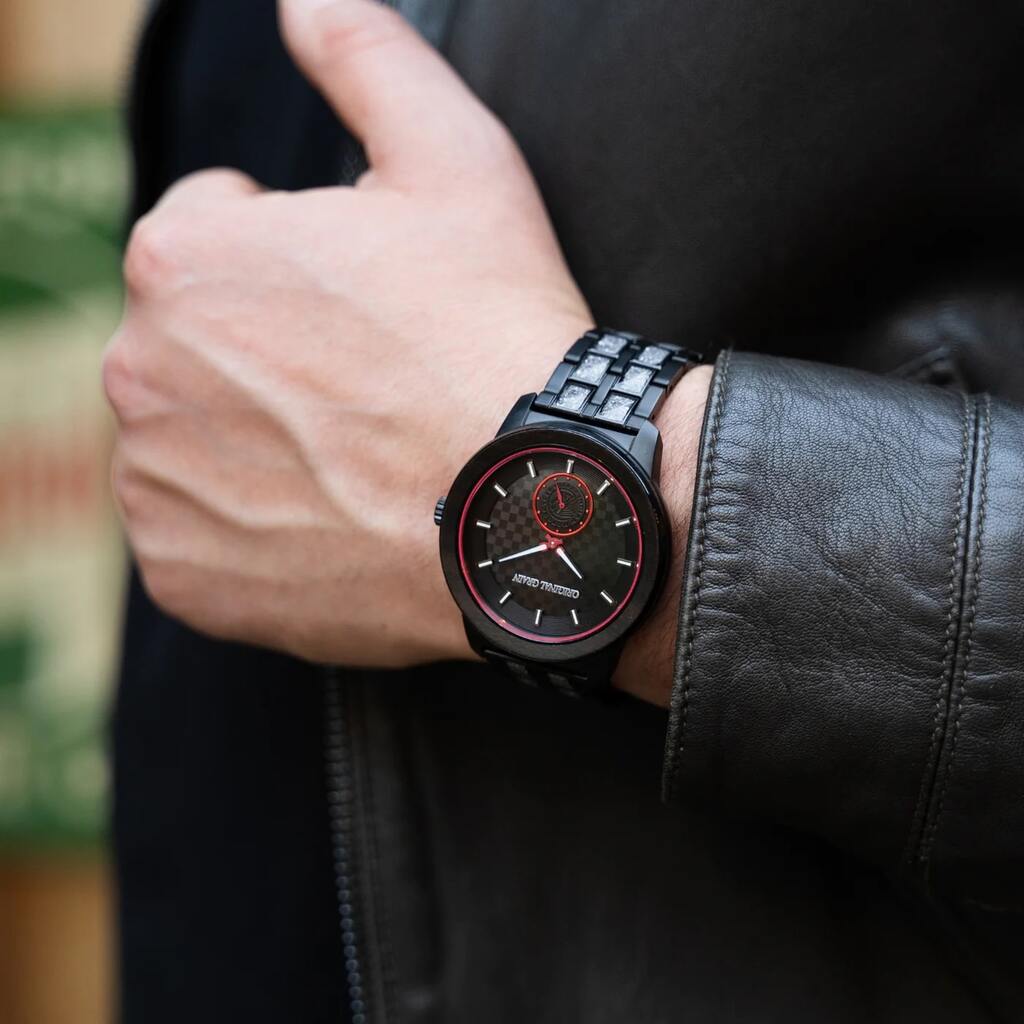 10 Best Watches Under $1,000