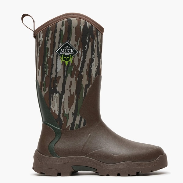 Muck Boot Review: Outdoor Footwear That Handles Every Fall Mess