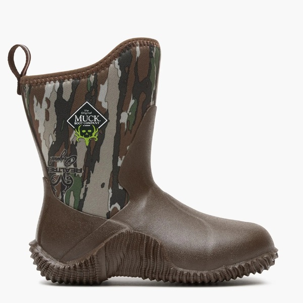 Muck Boot Review: Outdoor Footwear That Handles Every Fall Mess