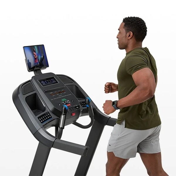 Horizon fitness 7 0at treadmill 2025 redefining affordable high tech
