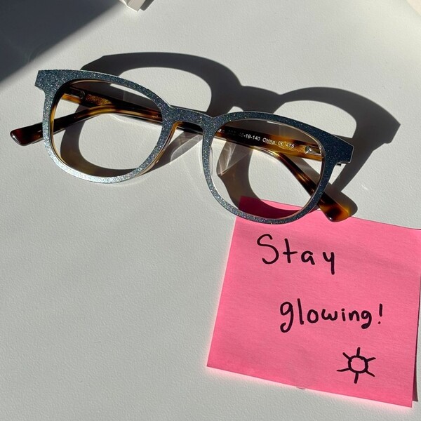 Pair Eyewear vs. Zenni Optical: Which One Will Make You Say "WOW"? 21 Pair Eyewear vs. Zenni Optical