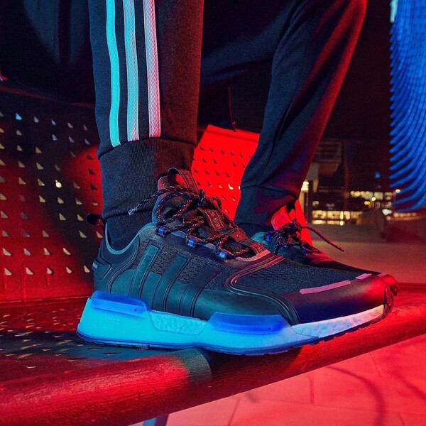 Adidas vs Puma: Which Brand Has the Edge in Style and Performance?