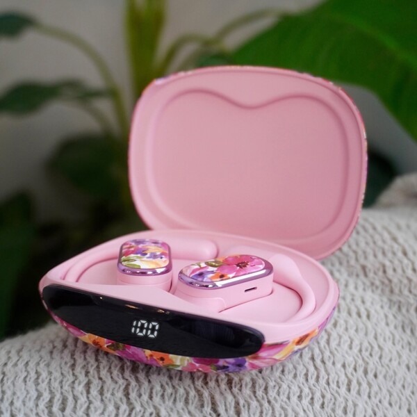 Groovz Audio vs JBL Wireless Earbuds and Headphones: Which Wireless Brand Gets It Right for Daily Use?