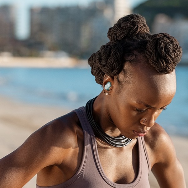 Groovz Audio vs JBL Wireless Earbuds and Headphones: Which Wireless Brand Gets It Right for Daily Use?