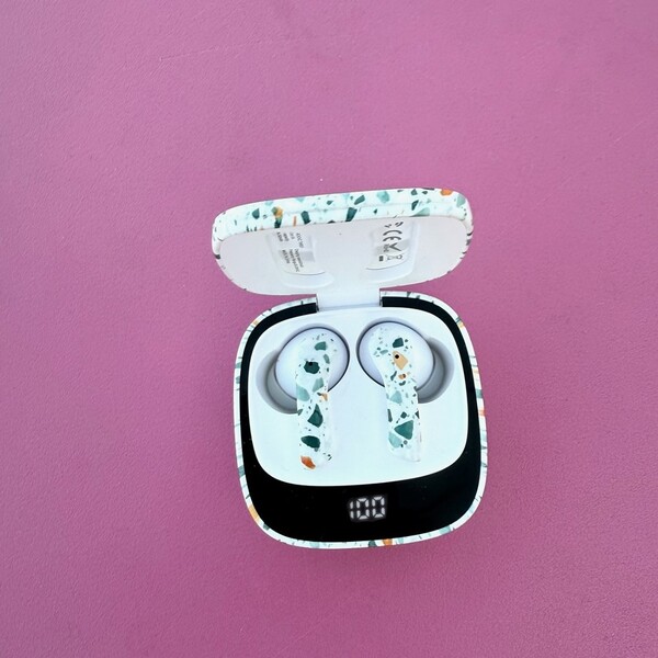 Groovz Audio vs JBL Wireless Earbuds and Headphones: Which Wireless Brand Gets It Right for Daily Use?