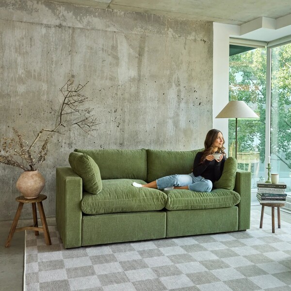 Cozey Review: Easy Assembly and Stylish Designs: But What's the Catch?