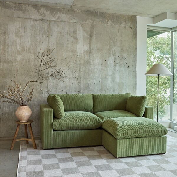Cozey Review: Easy Assembly and Stylish Designs: But What's the Catch?