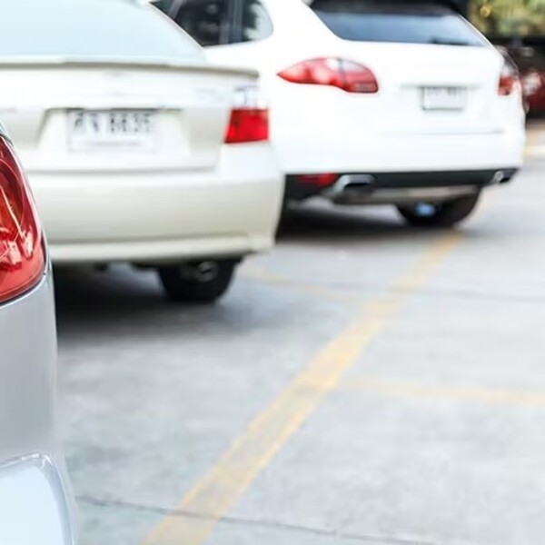 Way.com vs SpotHero: Which One Works Better for Airport Parking and Why 12 Way.com vs SpotHero: Which One Works Better for Airport Parking and Why