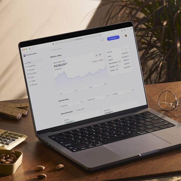Mercury Review: Can One Platform Handle Payments, Cards, and Invoicing?