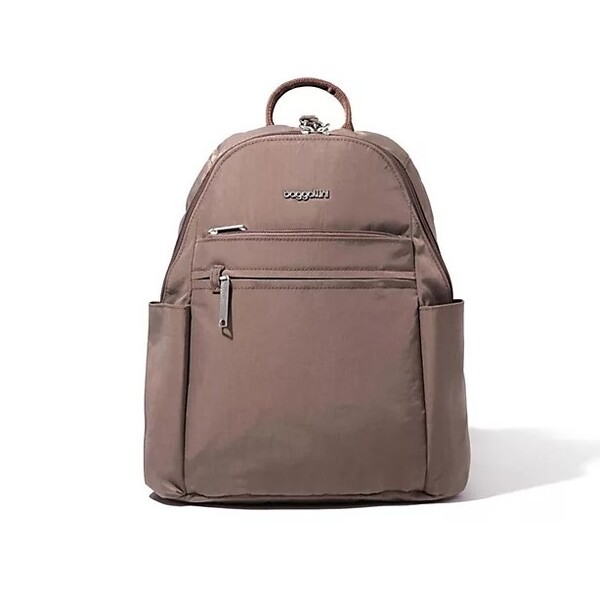 Summer Travel Essentials 2025: Must-Have Gear for Every Adventure