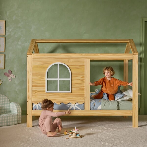 Maxtrix vs Nestig Kids Beds: Which Bed Gets You Past the Toddler Years?