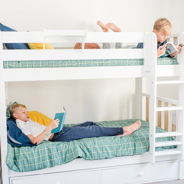 Maxtrix vs Nestig Kids Beds: Which Bed Gets You Past the Toddler Years?