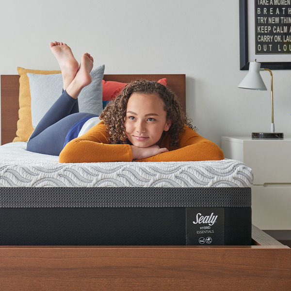 Serta vs Sealy: Which is the Smarter Buy for Everyday Comfort?