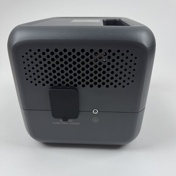 BLUETTI Elite 30 V2 Portable Power Station Review: A Lightweight Power That Doesn’t Feel Cheap 10 BLUETTI Elite 30 V2 Portable Power Station Review