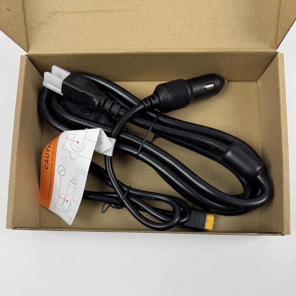 BLUETTI Elite 30 V2 Portable Power Station Review: A Lightweight Power That Doesn’t Feel Cheap 5 BLUETTI Elite 30 V2 Portable Power Station Review