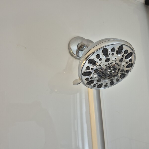 Aquatru Shower: The Best Filtered Showerhead of 2025, Tested and Reviewed 3 Aquatru Shower: The Best Filtered Showerhead of 2025, Tested and Reviewed