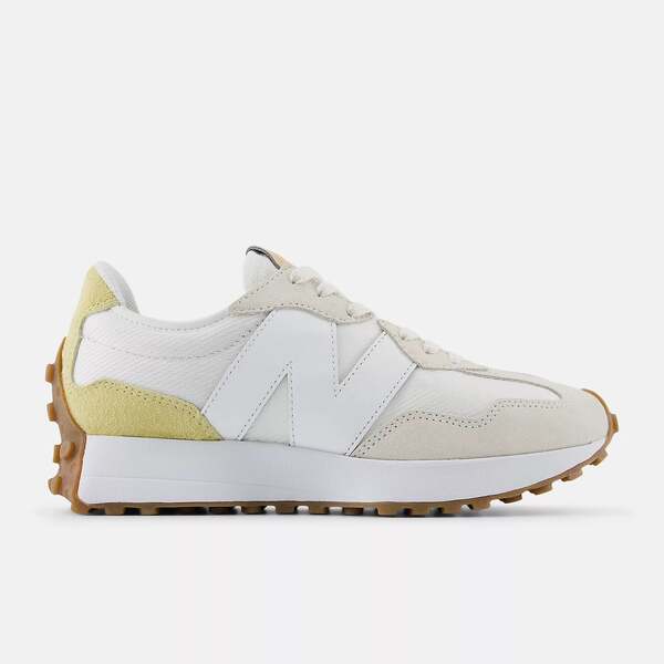 adidas Handball Spezial vs. New Balance 327: Retro Style Showdown 20 adidas Handball Spezial vs. New Balance 327