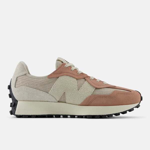 adidas Handball Spezial vs. New Balance 327: Retro Style Showdown 26 adidas Handball Spezial vs. New Balance 327