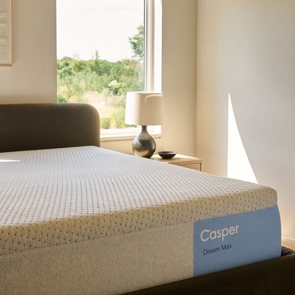 Thoughtful Housewarming Gifts That Transform Any Space Into Home