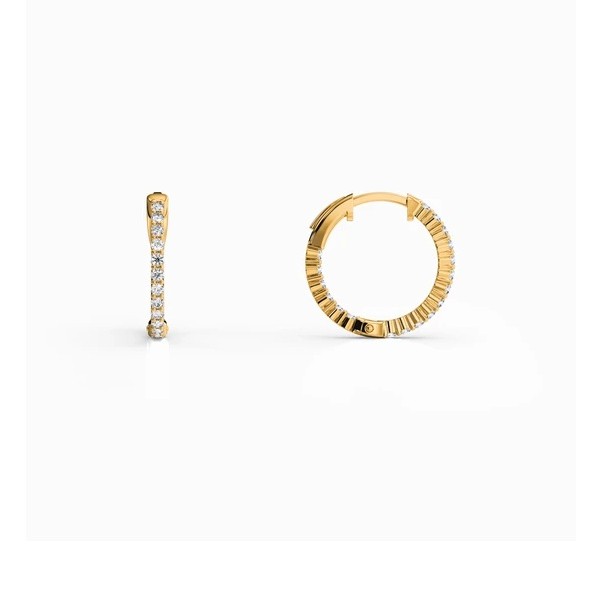 10 Best Jewelry to Gift This Holiday Season: From Affordable to Luxe 2 10 Best Jewelry to Gift This Holiday Season: From Affordable to Luxe