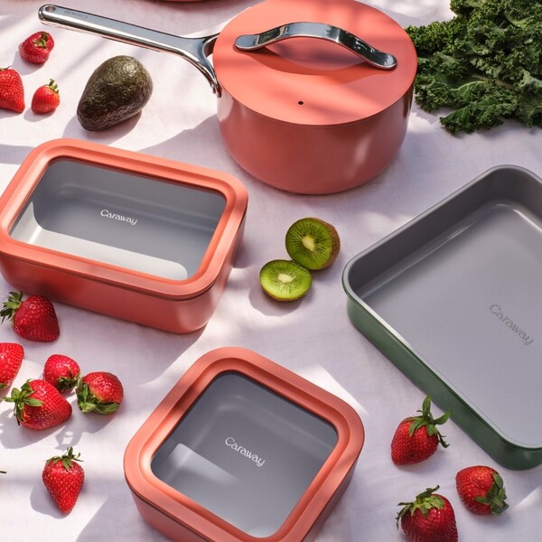 Caraway vs Hexclad: Which One’s Worth Bringing Home?