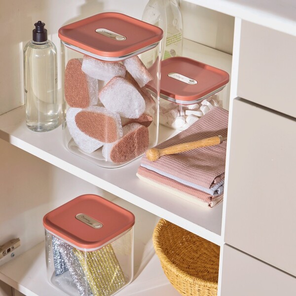 Caraway vs Hexclad: Which One’s Worth Bringing Home?