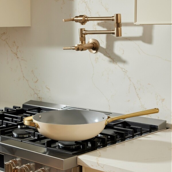 Caraway vs Hexclad: Which One’s Worth Bringing Home?