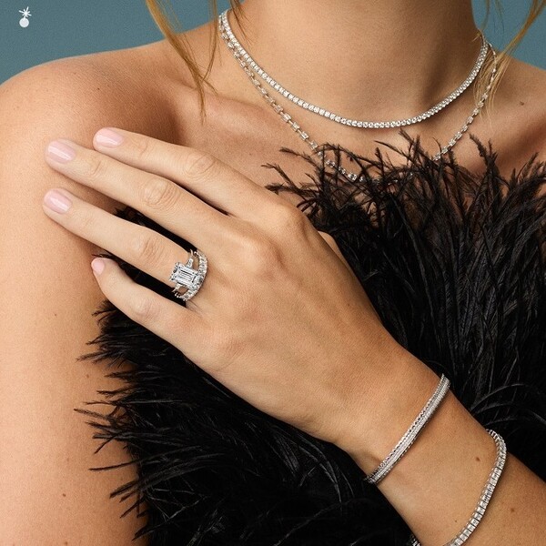 Holiday Jewelry Gifts 2025: Brilliant Earth Picks